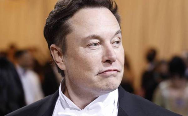 Elon Musk sale del ‘club’ de los US$200.000 millones otra vez