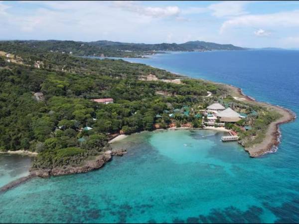 <i>Sol Roatán Media Luna Resort, estará ubicado en la costa sur de la isla, muy próximo a las playas de Camp Bay y rodeado de naturaleza. FOTO meliahotelsinternational</i>