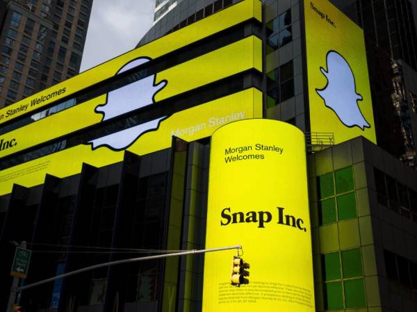 Snap se derrumba 35% en Wall Street por malos resultados