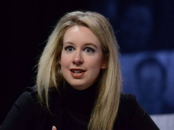 PHILADELPHIA, PA - OCTOBER 05: Elizabeth Holmes, Founder & CEO of Theranos speaks at Forbes Under 30 Summit at Pennsylvania Convention Center on October 5, 2015 in Philadelphia, Pennsylvania. Lisa Lake/Getty Images/AFP