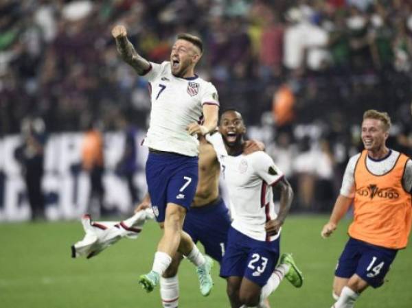 La Selección Mexicana de Futbol sumó otro fracaso al perder 1-0 en tiempos extra la final de la Copa Oro de la Concacaf ante su similar de Estados Unidos, que utilizó un equipo alternativo. (Photo by Patrick T. FALLON / AFP)