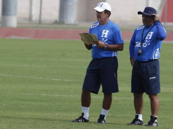 Jorge Luis Pinto, técnico de Honduras.