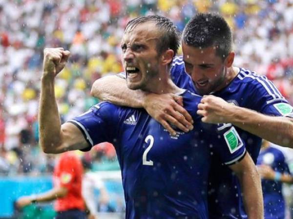 Bosnia dejó afuera del Mundial a Irán. (Foto: AFP)