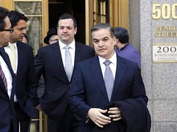 Imagen de archivo de Yani Rosenthal saliendo de la Corte Federal, en Nueva York. (Foto: laprensa.hn).