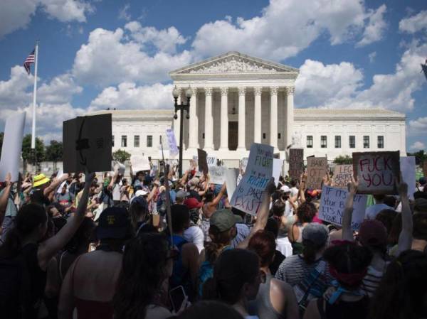 La Casa Blanca critica las leyes ‘drásticas’ que prohíben el aborto en EEUU