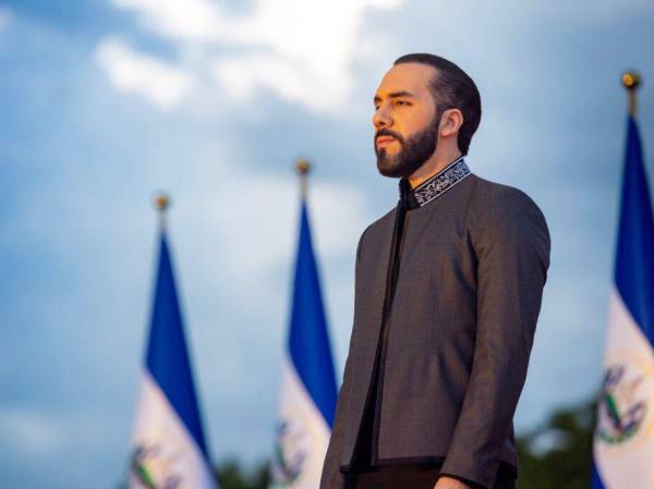 El presidente Nayib Bukele defendió la iniciativa y señaló que el 90 % de los países desarrollados permiten la reelección indefinida. Foto de archivo