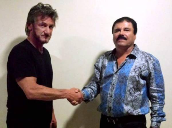Sean Penn logró una fotografía con el Chapo Guzmán, cuando éste aun estaba libre en su estado natal, Sinaloa. (Foto: Rolling Stone).