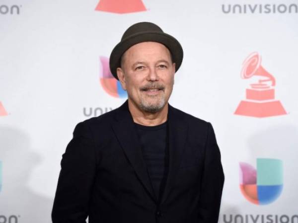 LAS VEGAS, NV - NOVEMBER 16: Ruben Blades poses in the press room during The 18th Annual Latin Grammy Awards at MGM Grand Garden Arena on November 16, 2017 in Las Vegas, Nevada. David Becker/Getty Images /AFP