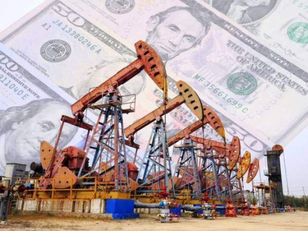 Petroleum, petrodollar and crude oil concept, Oil pump on background of US dollar, Dollars and oil pumps