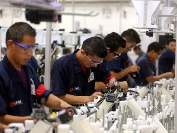 Según la Comisión Nacional de Zonas Francas (CNZF) las ventas de este régimen totalizaron hasta julio de 2015 US$1.374 millones, 6,7% menos que los US$1.473 millones que el sector percibió durante los mismos meses en 2014.