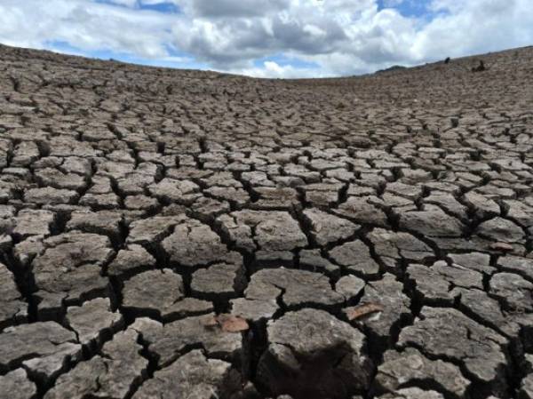 La Concepción, una de las reservas de agua de Honduras -que abastece el 30% de la demanda de Tegucigalpa, es afectada por la sequía.