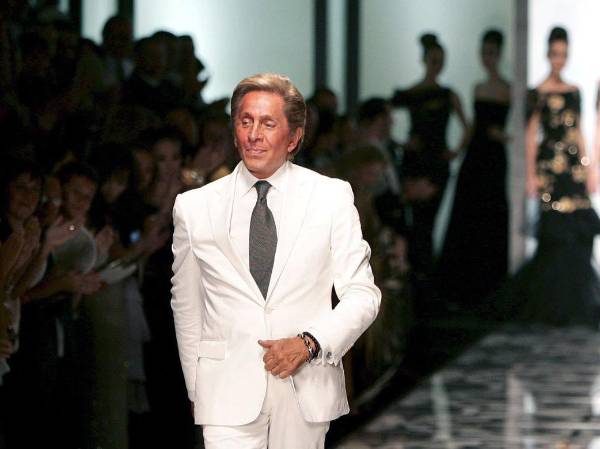 <i>Valentino Garavani, nacido el 11 de mayo de 1932 en Voghera (Lombardía, norte de Italia), fue el 'último emperador' del diseño durante una carrera de 45 años al frente de su casa de moda. EFE/EPA/ALESSANDRO DI MEO</i>