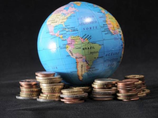 <i>La economía mundial sigue mostrando una considerable resiliencia, con un crecimiento que se mantiene estable , dice el FMI. FOTO ISTOCK</i>