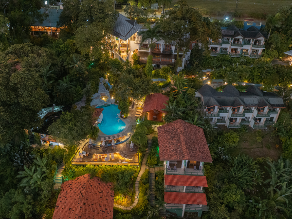 <i>Manuel Antonio es uno de los destinos turísticos más visitados de Costa Rica y un punto clave para inversiones en hotelería boutique vinculadas a naturaleza y sostenibilidad. (Foto: Cortesía)</i>