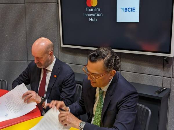 Mastercard y BCIE se alían para impulsar la innovación y digitalización de empresas