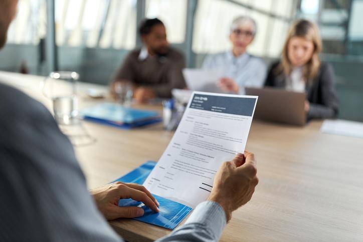 Conseguir un nuevo trabajo podría tomar casi dos meses, según LinkedIn