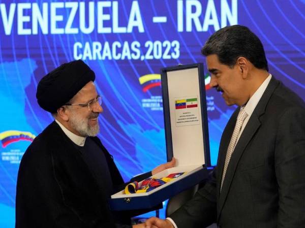 <i>Venezuela e Irán comenzaron a colapsar casi en paralelo, lo que demuestra que sus alianzas servían para contrarrestar una fuerte presión geopolítica externa. (Foto: Archivo E&amp;N) </i>
