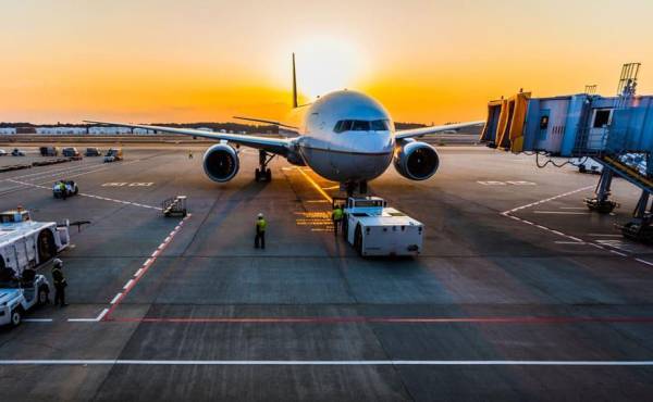 Nuevo aeropuerto internacional de Ciudad de México inicia operaciones