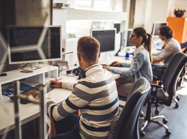 <i>La esencia para promover buenos hábitos —en casa o en la oficina— es que estos sean visibles, atractivos, simples y gratificantes. Foto de iStock</i>