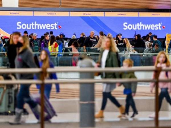 Southwest Airlines lanza programa de compensación por retrasos en vuelos