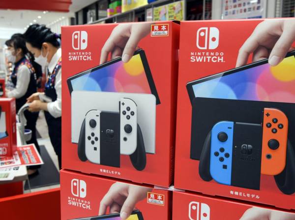 ¿Cuál es el plan de Nintendo para aumentar las ventas de la consola Switch?