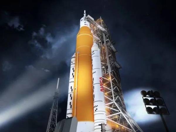 NASA vuelve a reprogramar lanzamiento de cohete a la Luna, esta vez por tormenta