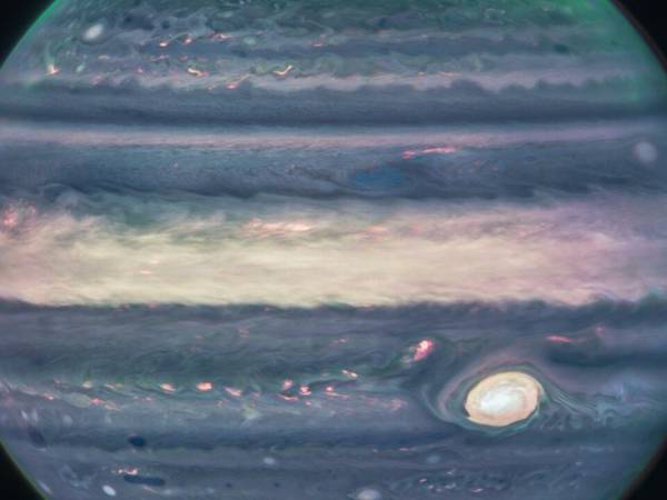 El telescopio espacial James Webb toma impresionantes imágenes de Júpiter