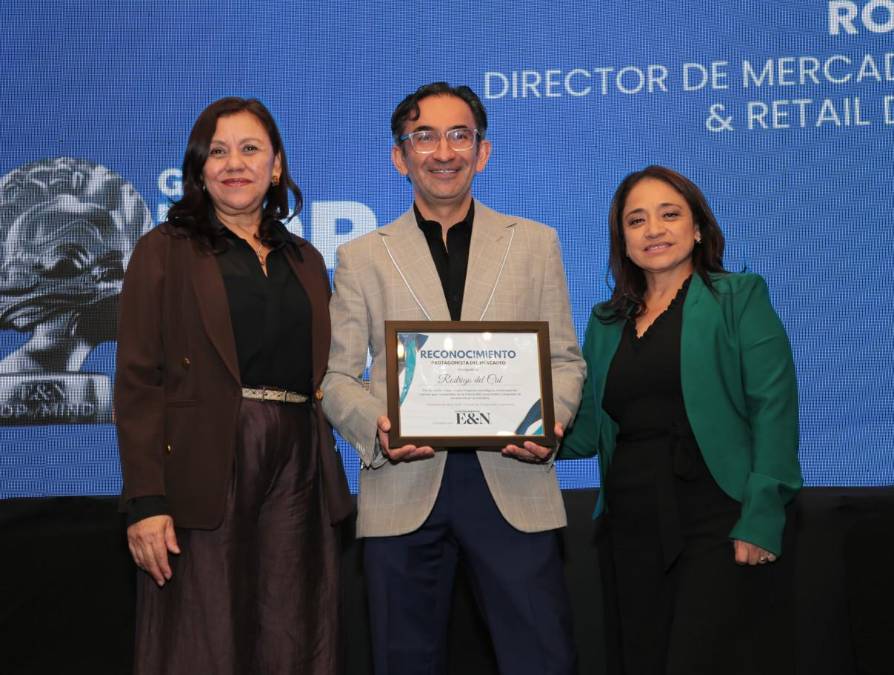  Rodrigo del Cid, Director de Mercadeo Restaurantes &amp; Retail de Pollo Campero