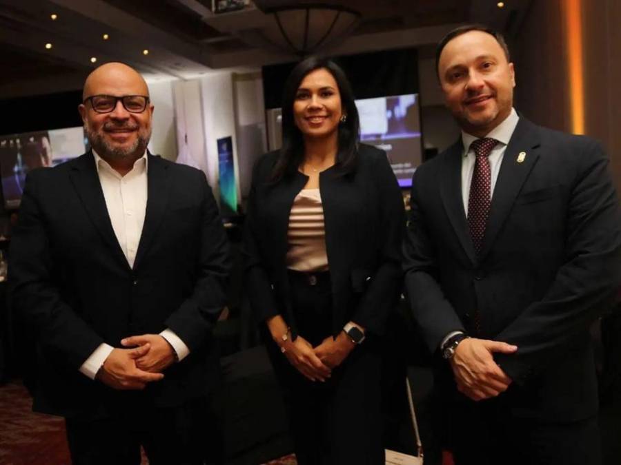 <i>Nahúm García, Lindsay Varela y Joel Muchnik. (Foto: EL HERALDO / HONDURAS)</i>
