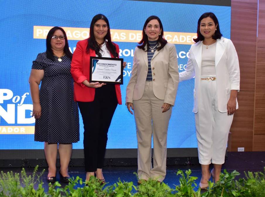 Arianna Carolina Chacón, Gerente de Mercadeo en Toyota El Salvador