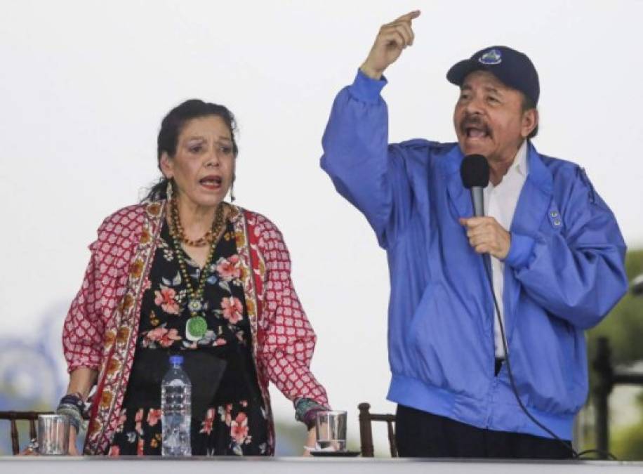 Daniel Ortega y Rosario Murillo: aferrados al poder a 39 años de la revolución
