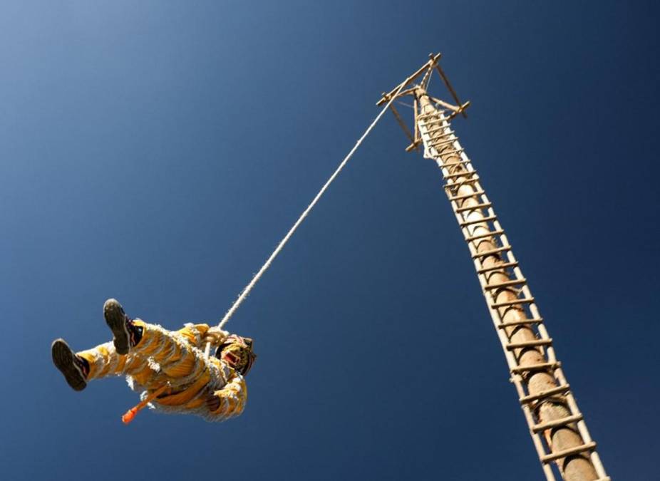 Celebran la danza ancestral del Palo Volador