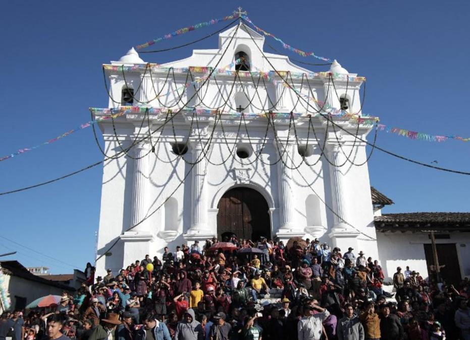 Celebran la danza ancestral del Palo Volador