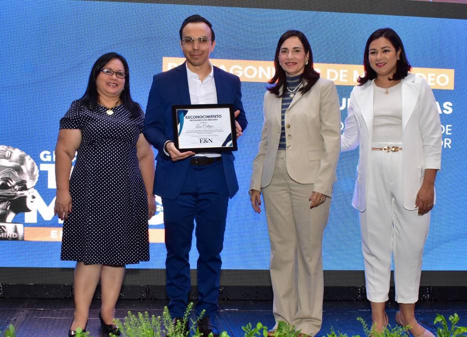 Luis Callejas, Gerente de Mercadeo de Samsung El Salvador