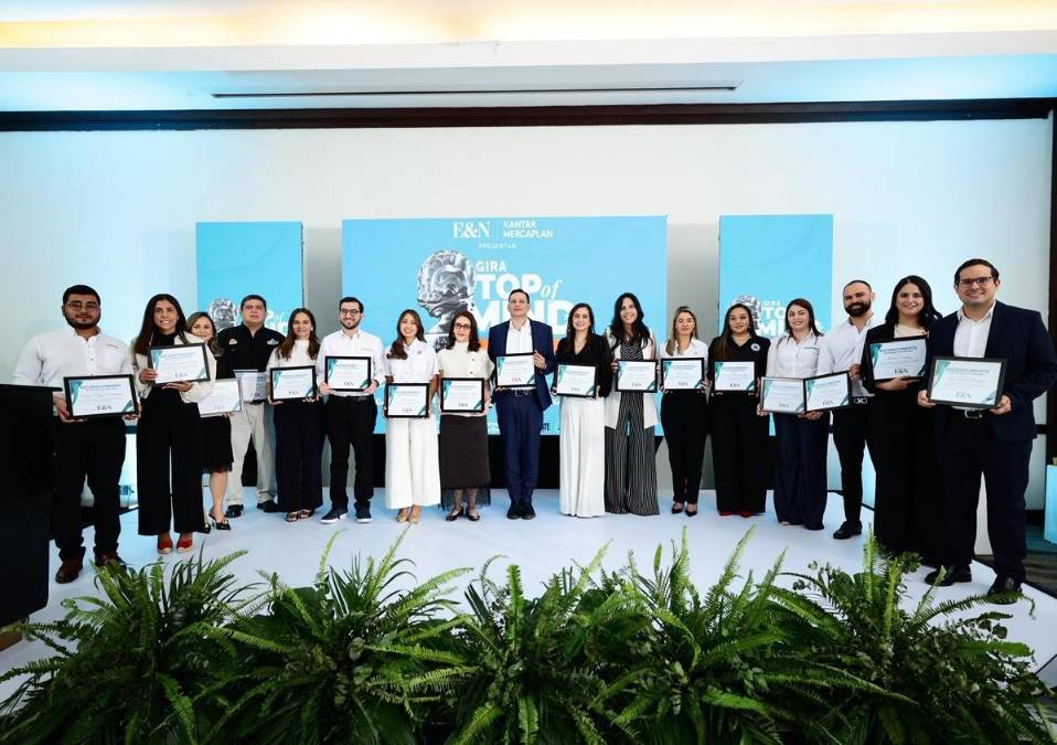 Los Protagonistas del Mercadeo fueron reconocidos en la gala TOM 2026 en San Pedro Sula, Honduras.