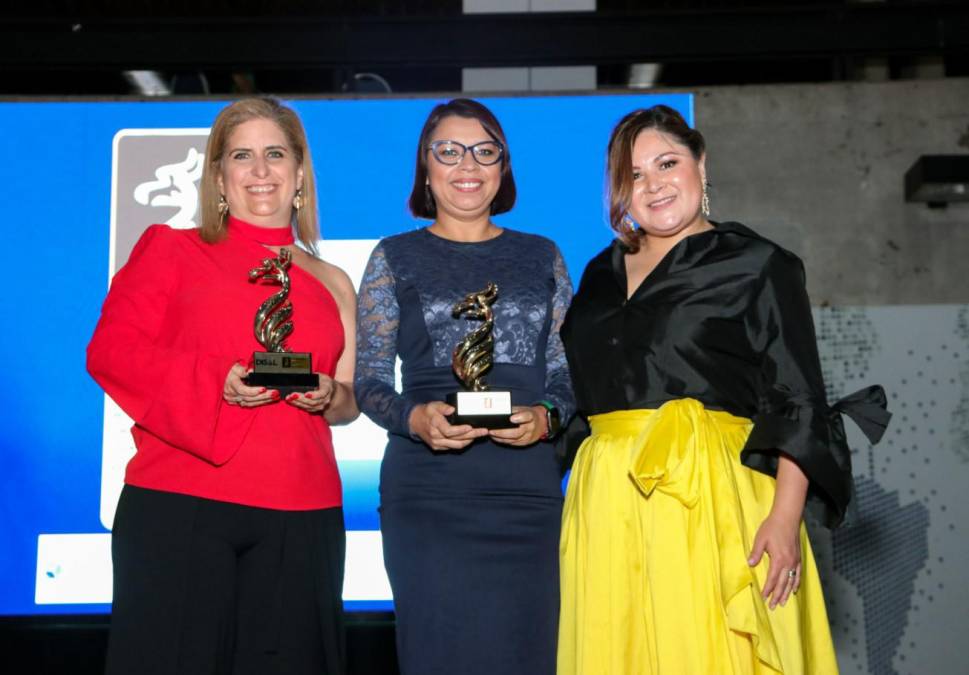 Premios Mujeres Líderes Transformadoras (MLT)