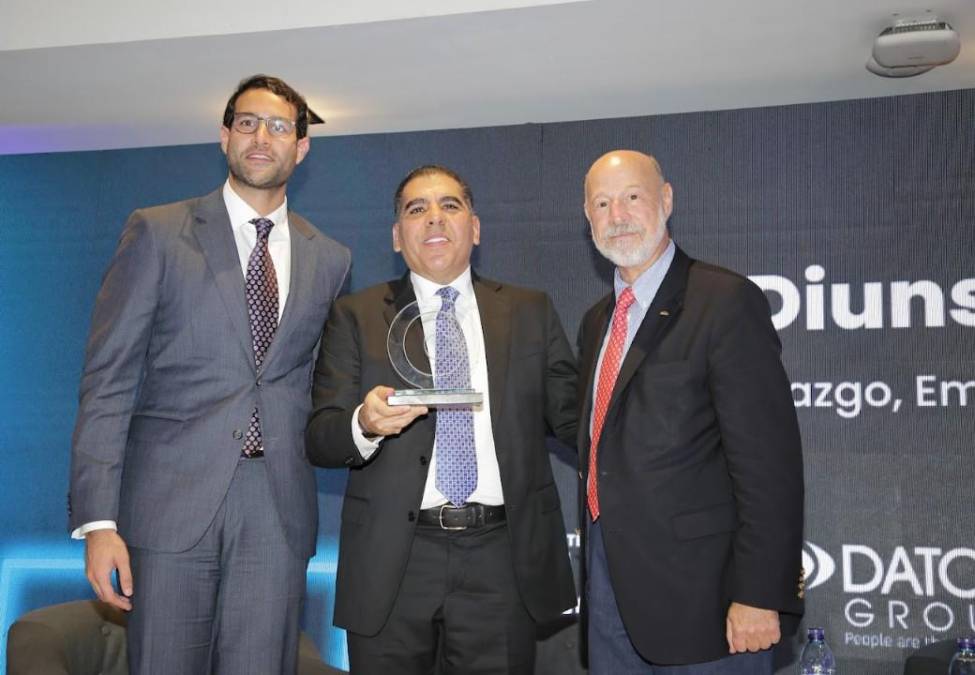 <i>DIUNSA: Jorge Alberto Faraj – Diunsa: Líder Empresarial de Alta Confianza en Honduras (Público Informado, Público General) | Mario Roberto Faraj – Diunsa: Líder Empresarial de Alta Confianza en Honduras (Público Informado, Público General) Diunsa: Empresa de Alta Confianza en Honduras (Público Informado, Público General) | Diunsa: Marca de Alta Confianza en Honduras (Público Informado, Público General) </i>