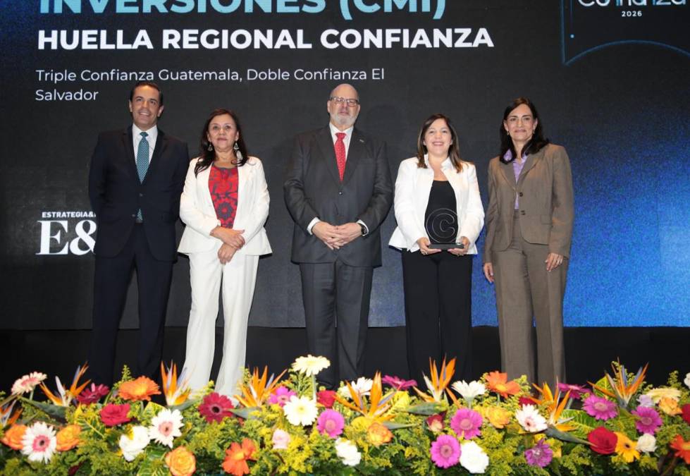 CMI, referente en 2 países. Triple Confianza en Guatemala y Doble Confianza en El Salvador. Recibe el reconocimiento Mónica Leal, Directora de Ética y Cumplimiento.