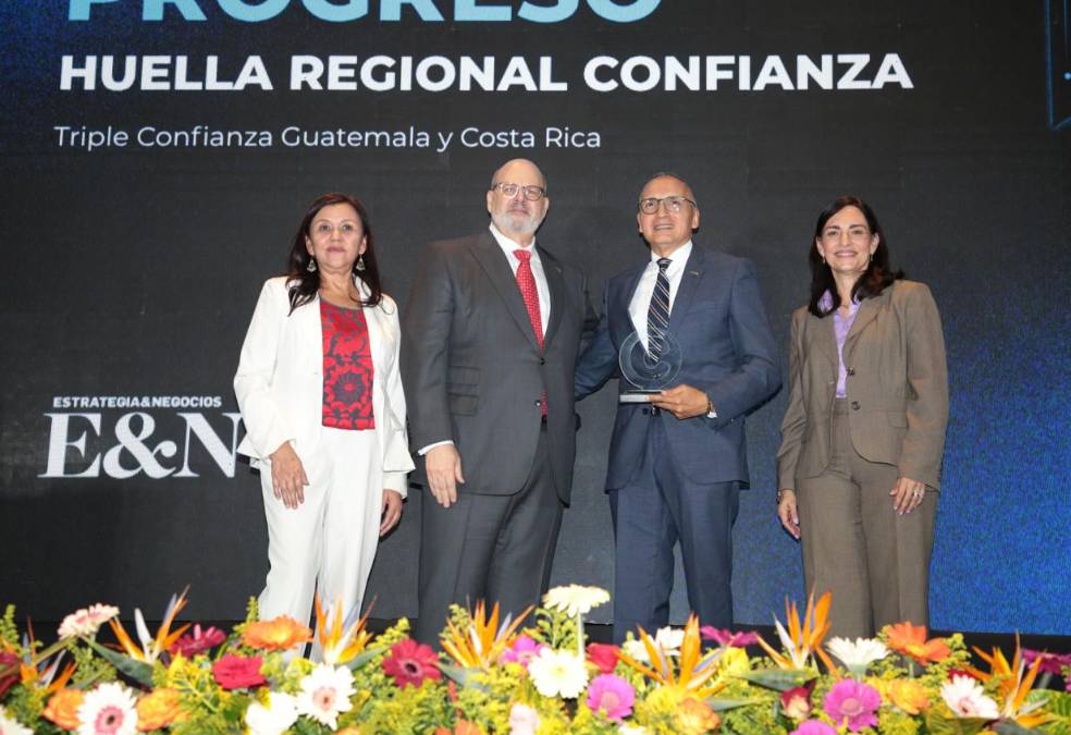Progreso, referente en 2 países. Triple Confianza en Guatemala y Costa Rica. Recibe reconocimiento José Raúl González, CEO. 