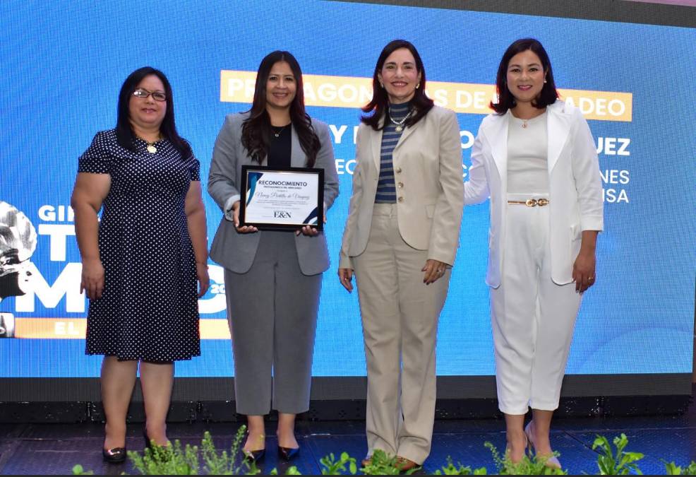 Nancy Portillo de Vásquez, Directora de Comunicaciones y Mercadeo de ASESUISA