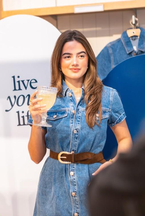 Gabriela Huezo: la salvadoreña que redefine el marketing desde Los Ángeles