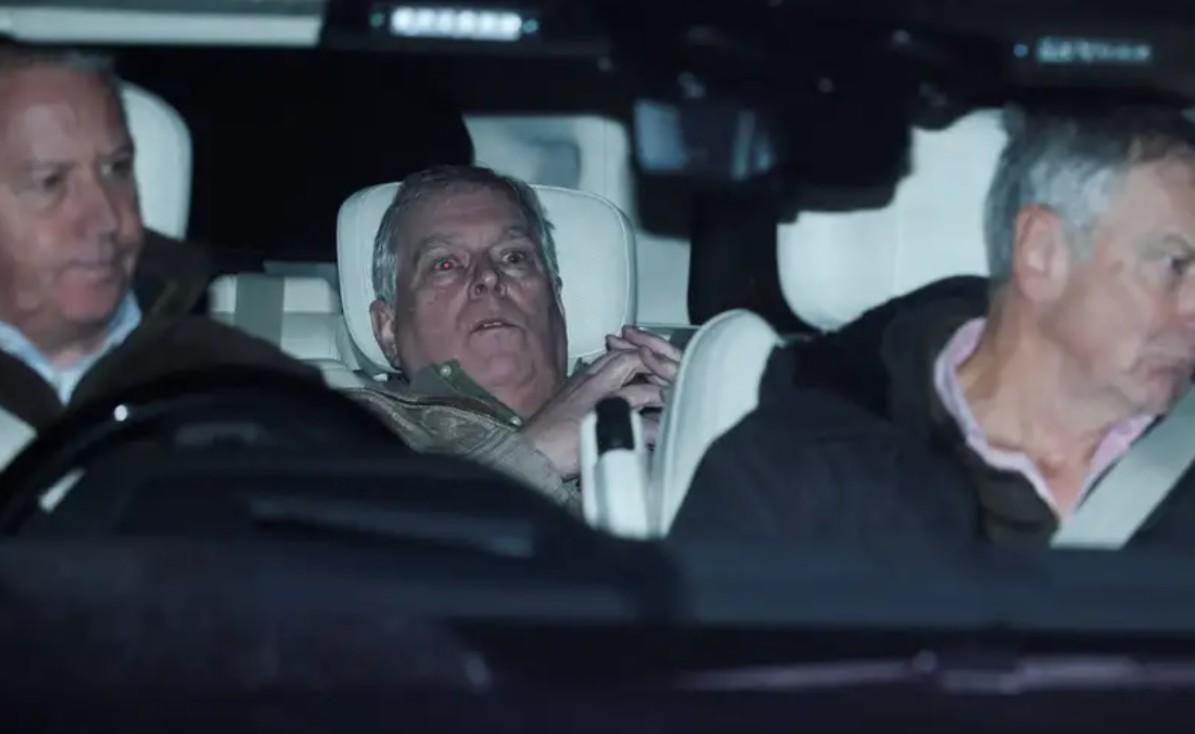 Análisis: El día que la Corona cayó en la comisaría