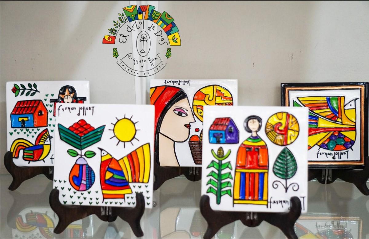 <i>El estilo de Llort refleja a la fauna y la vida cotidiana de El Salvador, también recrea -en su visión- la campiña local, en un estilo que el hijo del artista define como “‘naif’, geométrico, con líneas definidas, para poder enseñarle a la gente y que lo replicaran en artesanías”, una idea que desde entonces se plasma en madera, cerámica y textiles. Foto cortesía.</i>