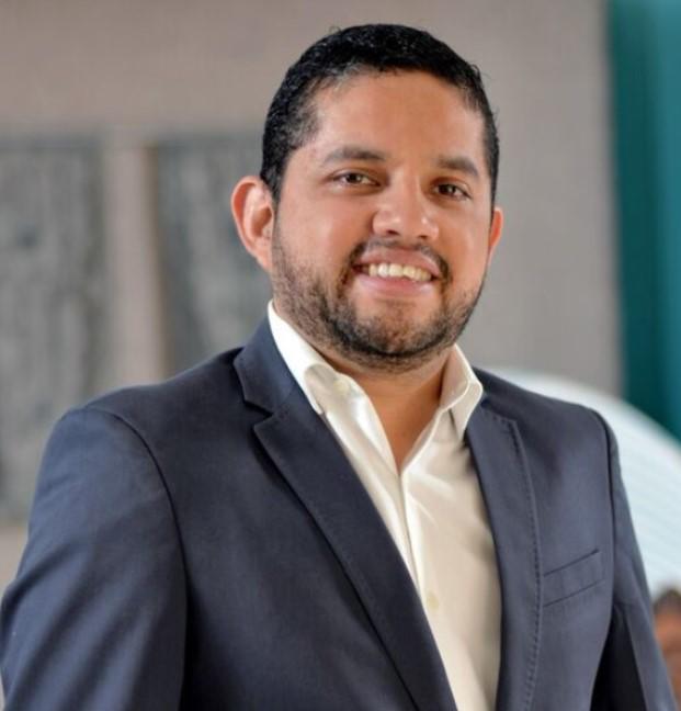 El salvadoreño Boris Iraheta asume como secretario de la CATA