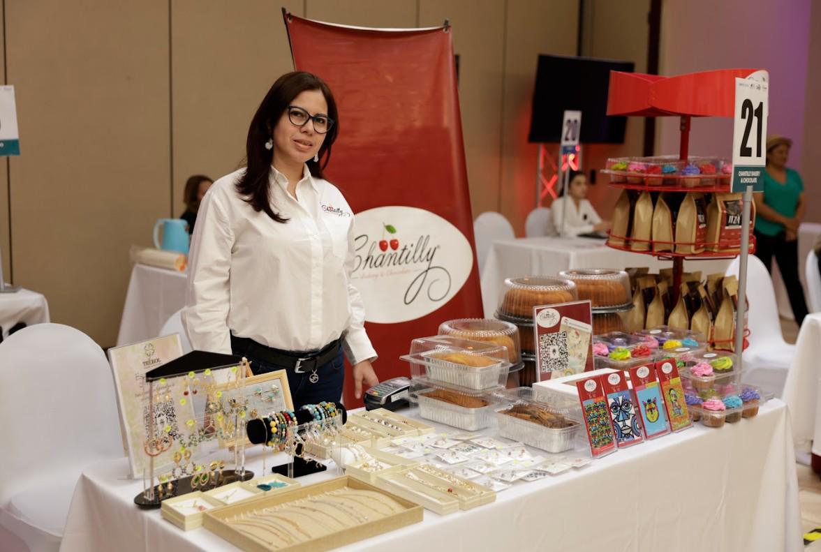 Hondureñas pueden acelerar sus negocios con becas del programa Empresarias Progresando Hondureñas pueden acelerar sus negocios con becas del programa Empresarias Progresando