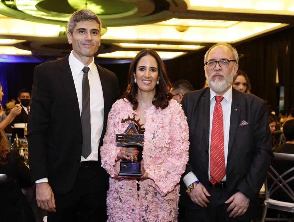 Fundahrse premia la responsabilidad social de 71 empresas hondureñas Fundahrse premia la responsabilidad social de 71 empresas hondureñas