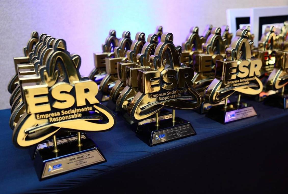 <i>Galardones entregados a las más de 80 empresas hondureñas.</i>