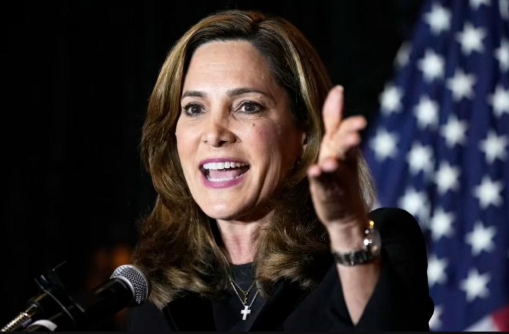 <i>Maria Elvira Salazar fue contundente a la hora de advertir sobre posibles fraudes. (Foto Telemundo)</i>