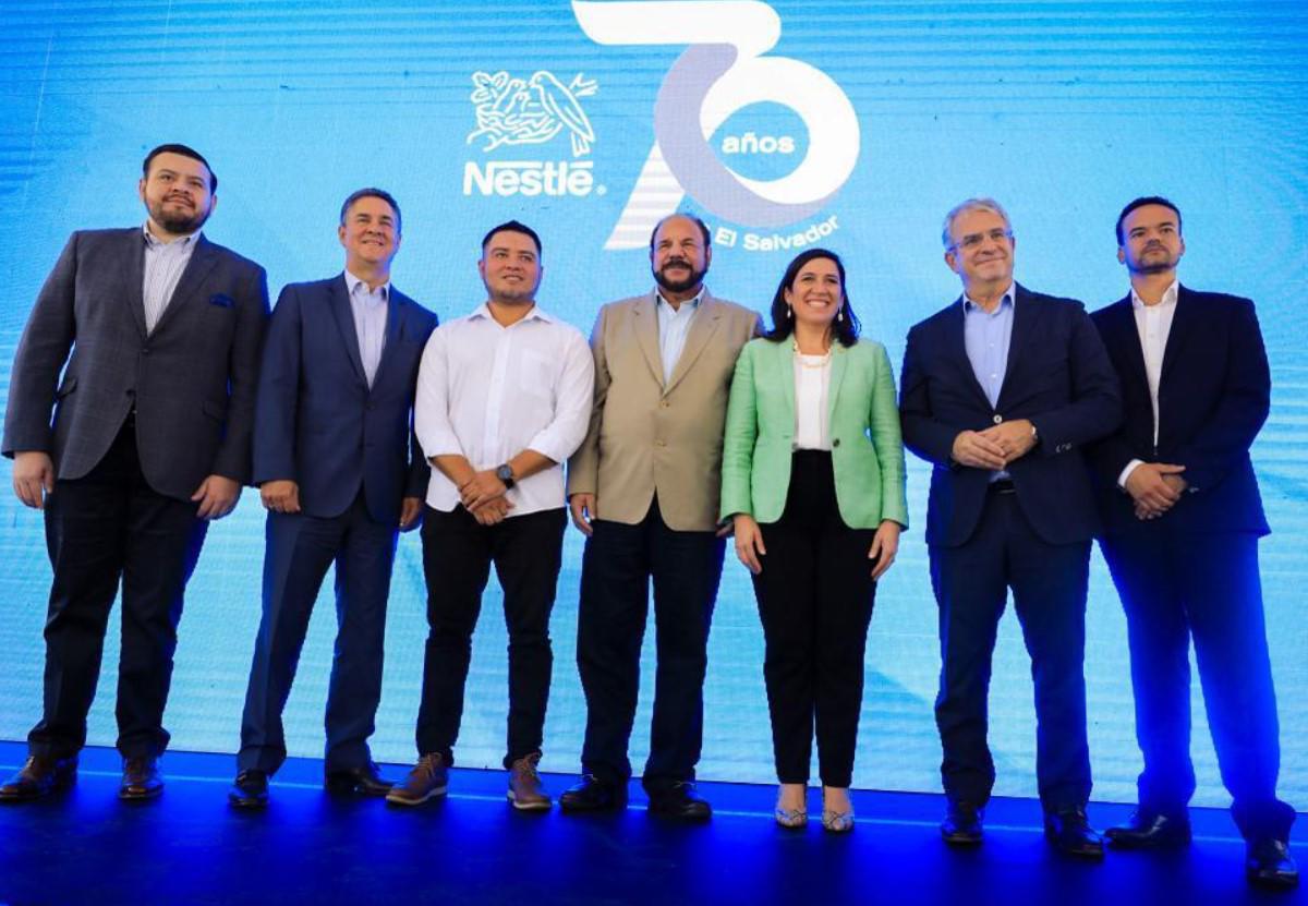 Nestlé invierte US$10 millones en nuevo Centro de Distribución en El Salvador Nestlé invierte US$10 millones en nuevo Centro de Distribución en El Salvador