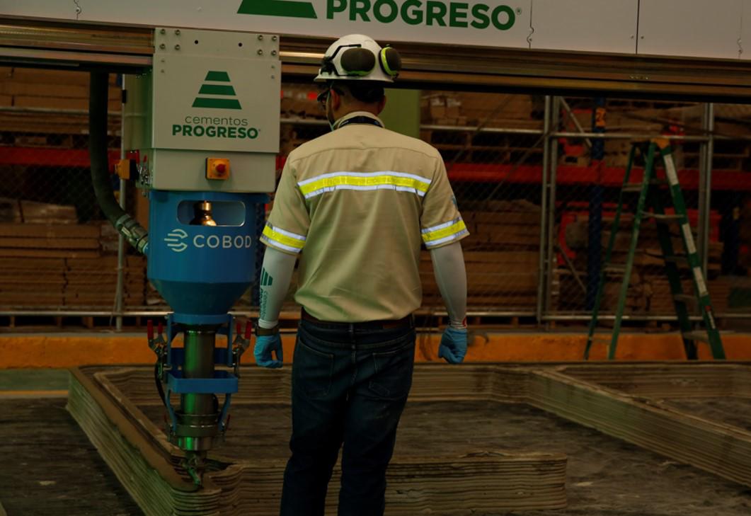 Cementos Progreso pone a prueba el potencial de la construcción con impresora 3D Cementos Progreso pone a prueba el potencial de la construcción con impresora 3D